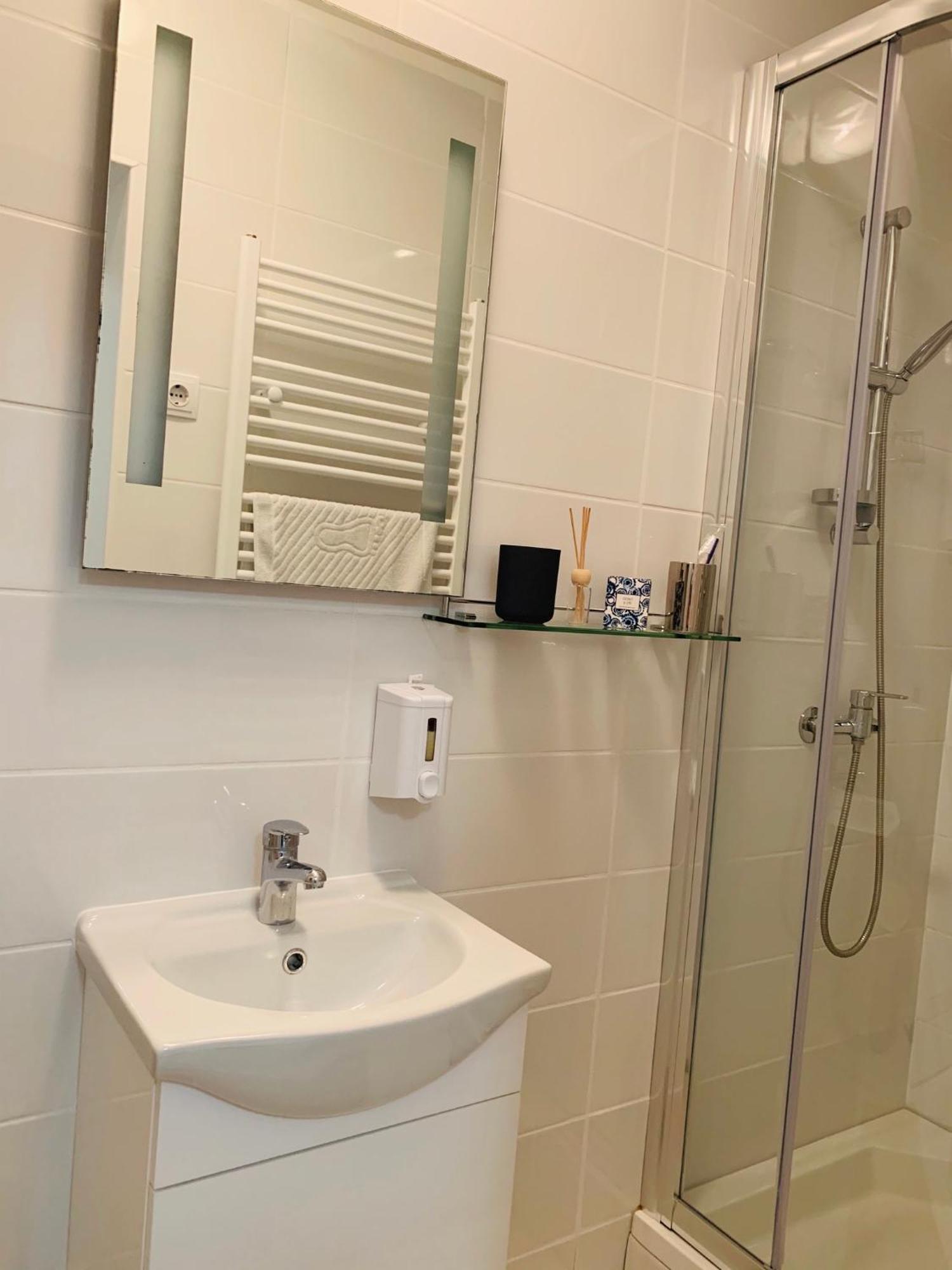 Studio Apartment Ivana Загреб Стая снимка